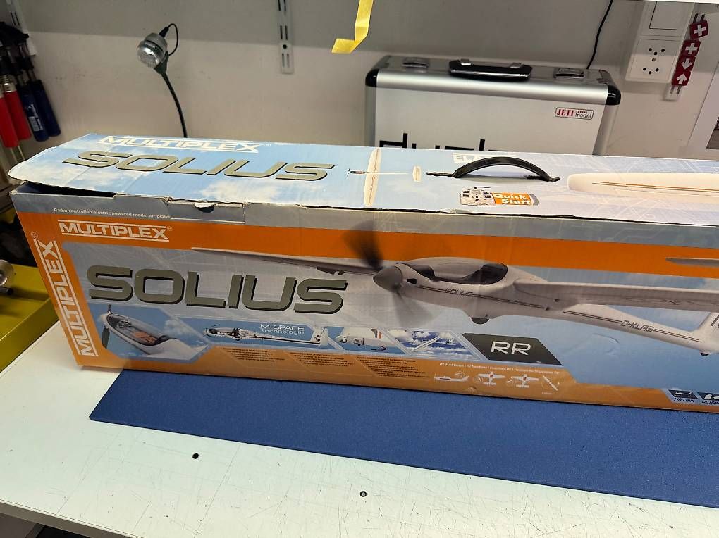 Multiplex Modellismo RC: Multiplex SOLIUS Traggflächen inkl Servos und Höhenleitwerk – Nuovo (secondo la descrizione) da Wallisellen venduto da WB8304 4