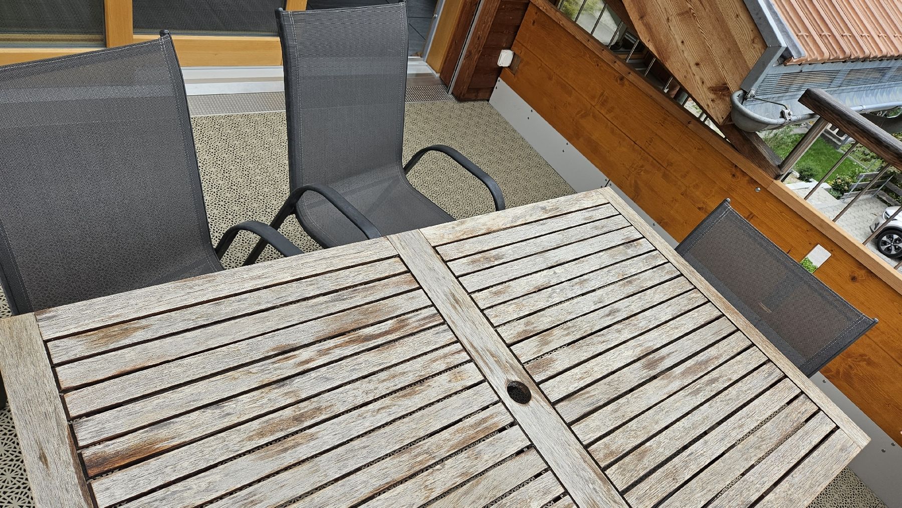 Set di tavolo e panche: Gartentisch mit 4 Stühlen – Usato da Frutigen venduto da dts_772s