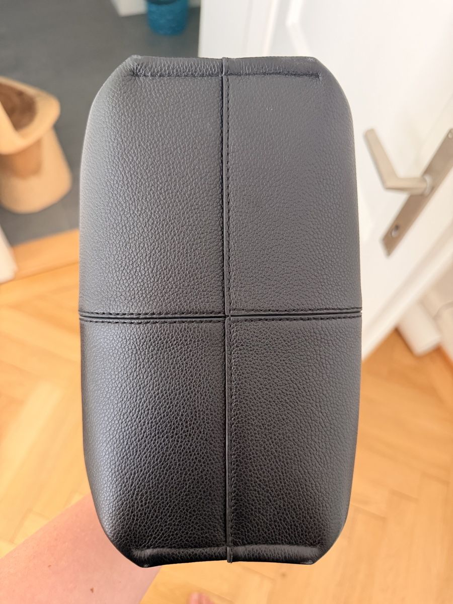 Polène Taschen: Polene Mini Neuf Schwarz – Gebraucht aus Zürich von charnie 4
