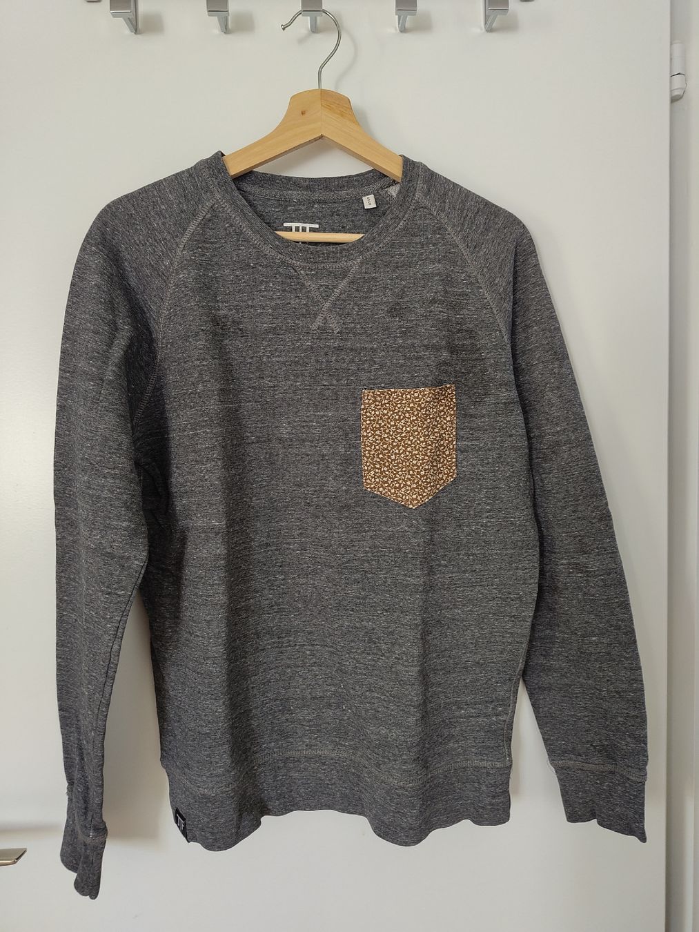 Pulls & Sweat-shirts: Pullover  – D'occasion à Wädenswil par plantmom