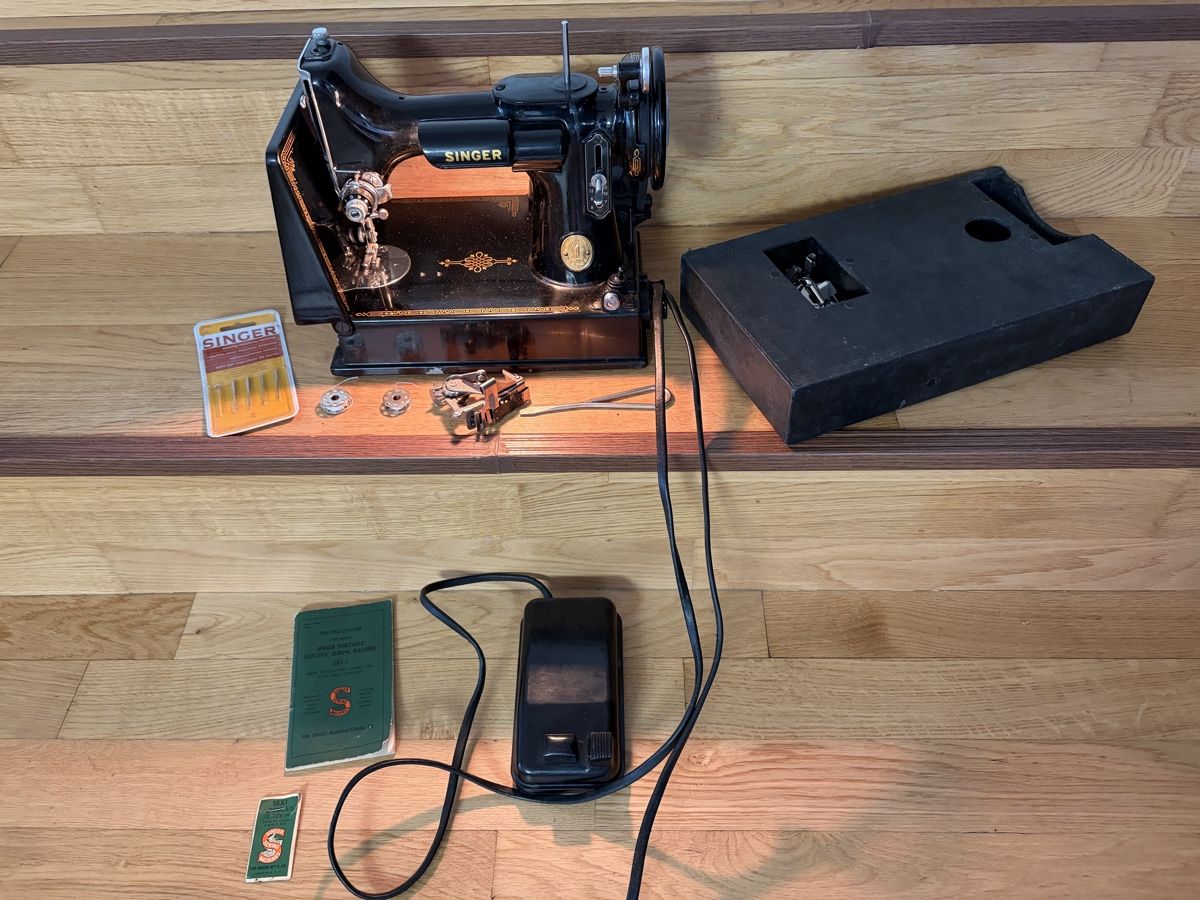 Singer Machines à coudre: Antike Singer Nähmaschine – Défectueux à Schlieren par MQ1965 3