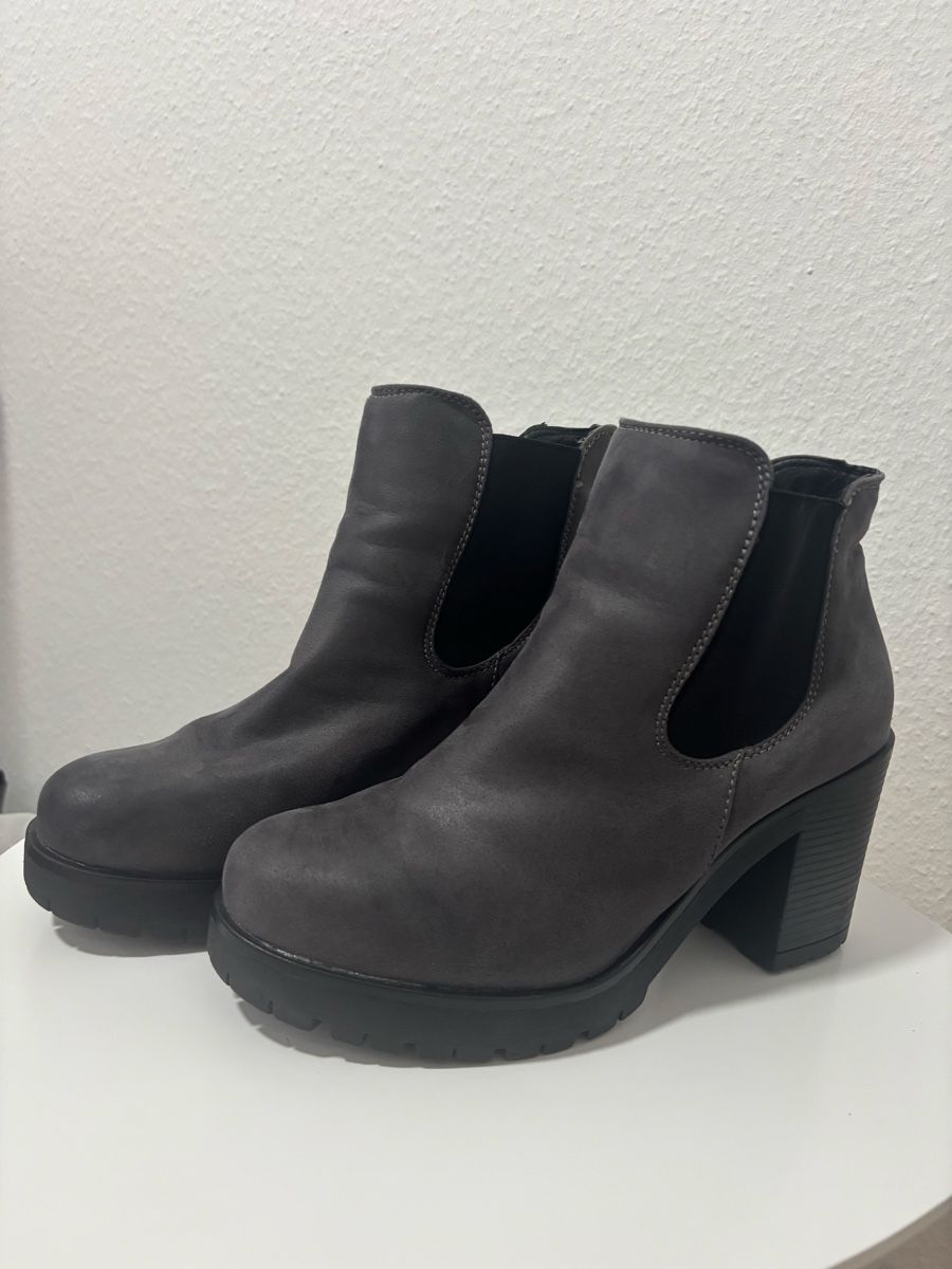 Scarpe da donna: Jenny Fairy Stiefeln – Usato da Oberentfelden venduto da Amra.K