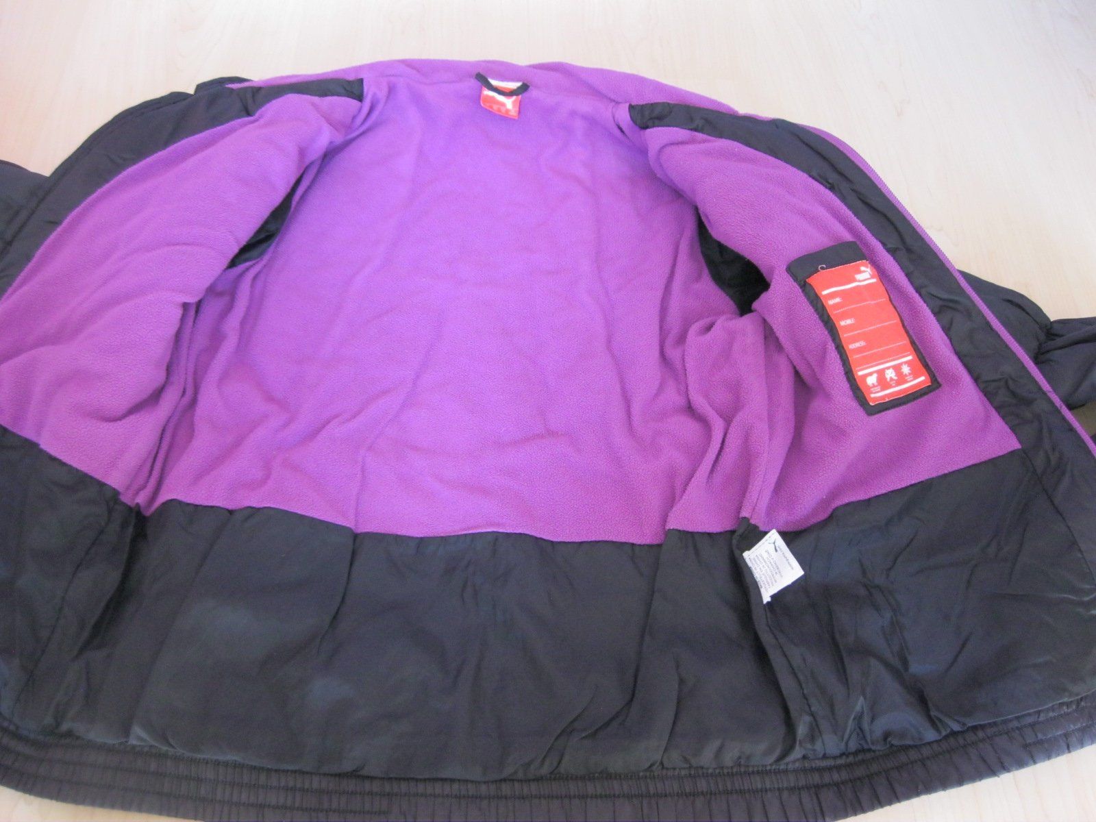 Puma Jacken & Mäntel: Puma Winterjacke schwarz/violett Gr. 152 – Gebraucht aus Vitznau von Kateborg 6