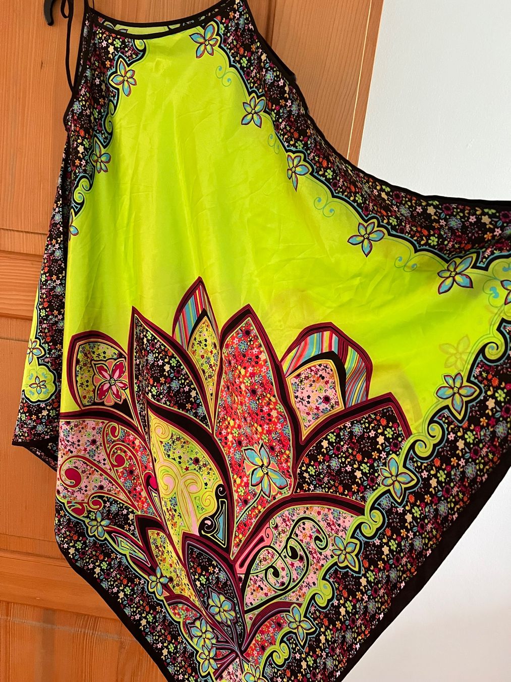 Vestiti: Luftiges Strand- oder Sommerkleid One Size – Usato da Therwil venduto da Mucjing 1