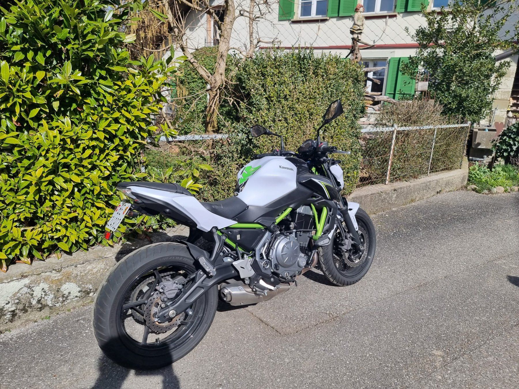 Kawasaki Strasse: Kawasaki Z650 – Gebraucht aus Gempenach von wittling 4