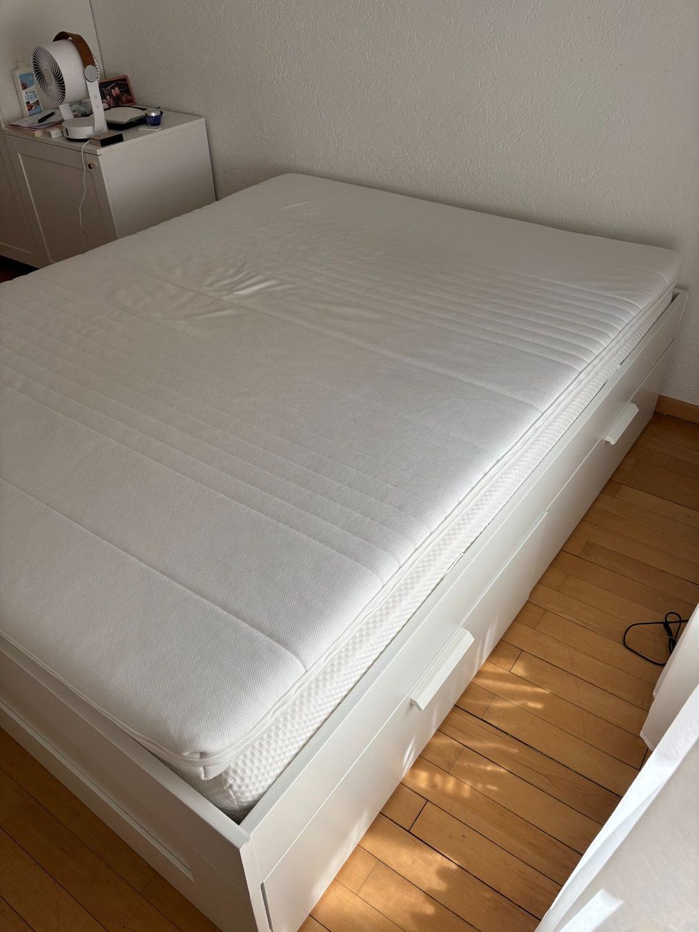 Betten: Bettgestell mit Schubladen / Bed with Storage – Gebraucht aus Zürich von nad_yj6c 2