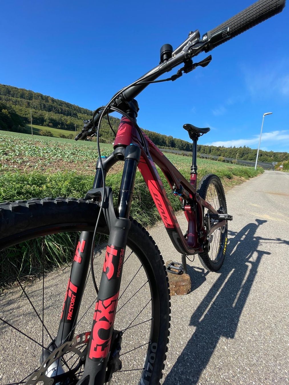 Velos: Pivot Trail 429, Carbon – Gebraucht aus Wangen b. Olten von Wangen14 3