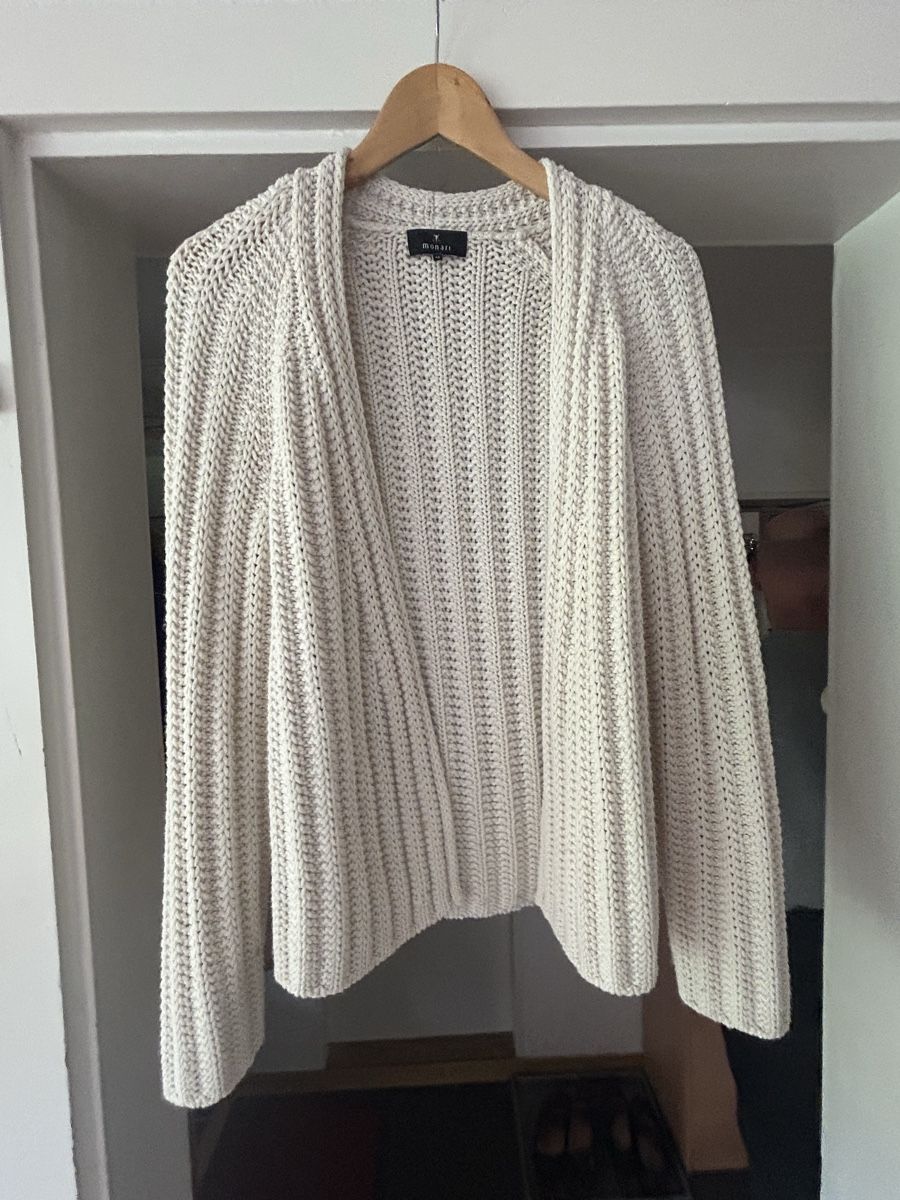 Monari Giacche: Schöne neue Strickjacke von Monari – Nuovo (secondo la descrizione) da Schlatt ZH venduto da ani_nk8s