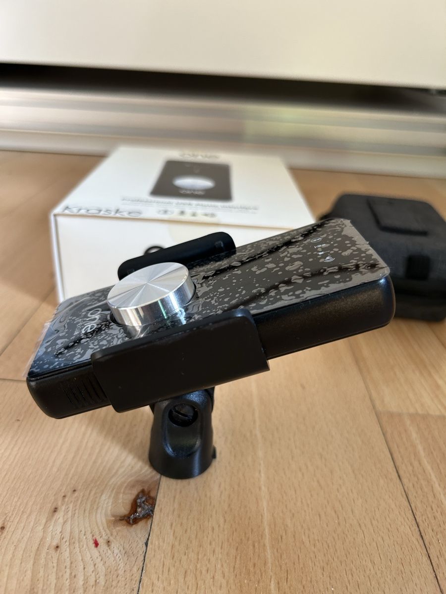 Apogee Attrezzatura per studi di registrazione: Apogee One Interface inkl. Halterung + Hama Case + Zubehör – Nuovo (secondo la descrizione) da Basel venduto da Betav8
