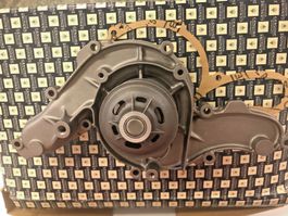 MASERATI BITURBO V6 WATER PUMP 222 2.24 228 420 4.24 425 430