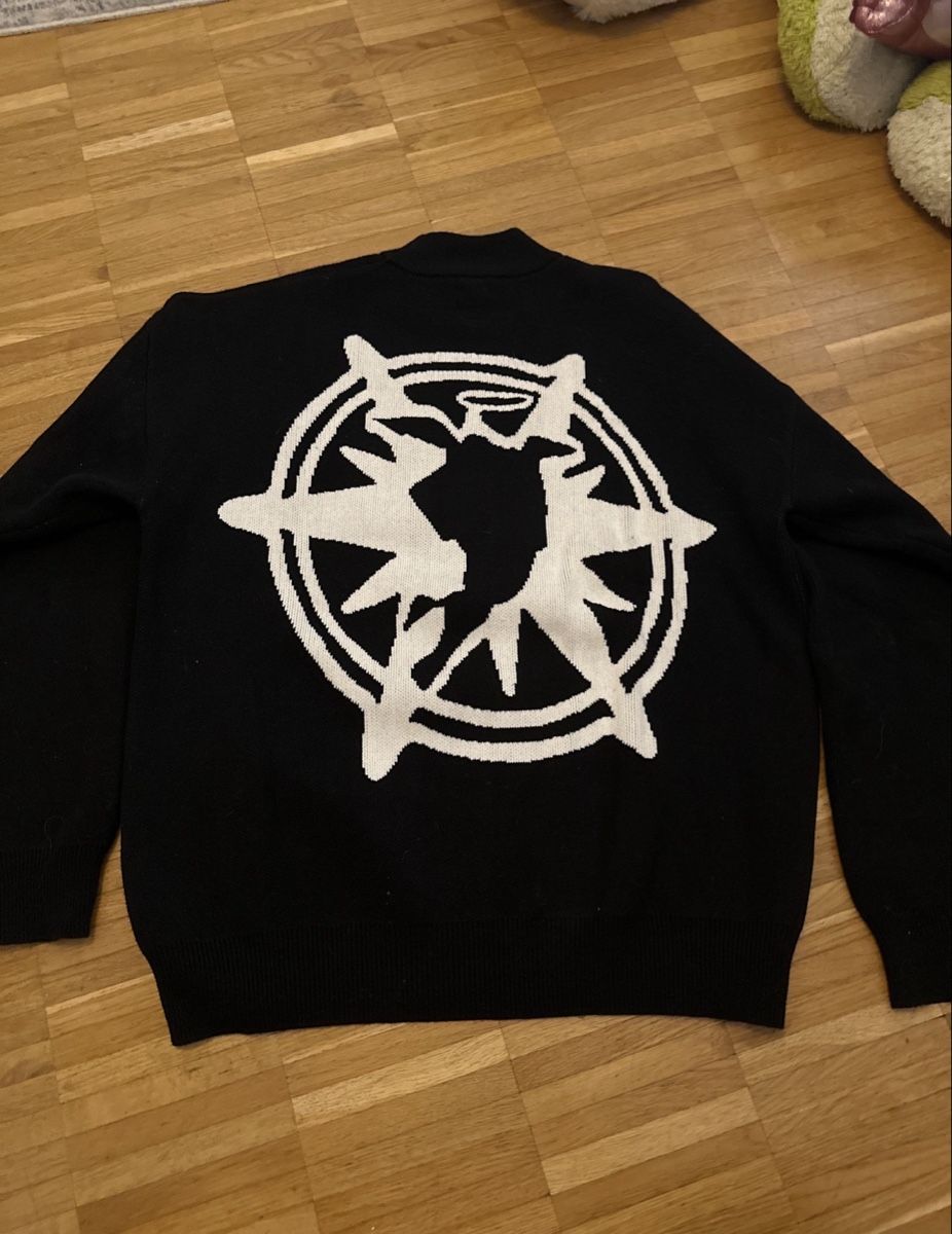 Maglioni & Felpe: Pull noir DIVIN BY DIVIN avec motif blanc taille M neuf – Nuovo (secondo la descrizione) da Perroy venduto da gio_qvk7 1