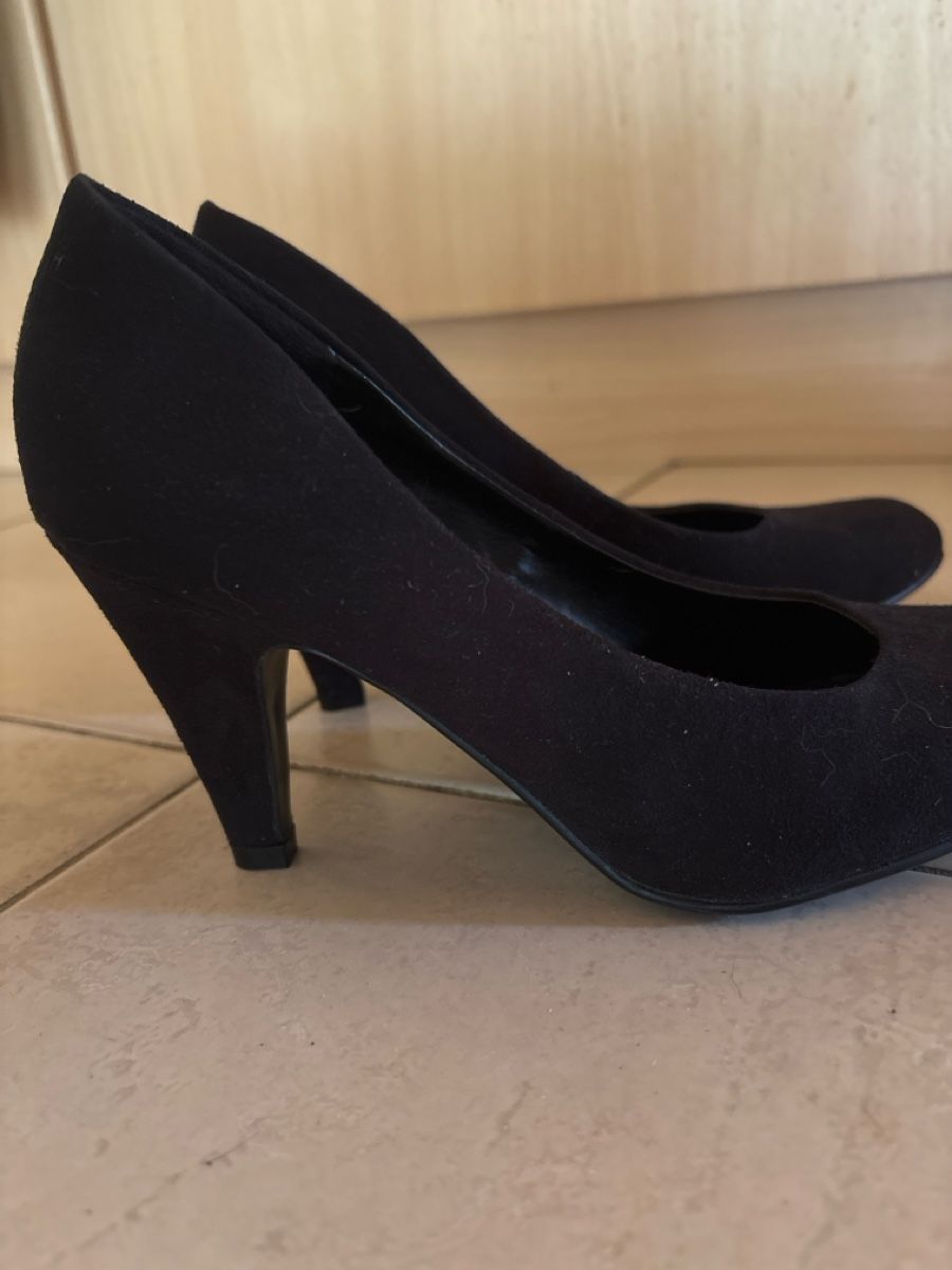 Scarpe da donna: Escarpins noirs Pesaro, taille 36 – Usato da La Chaux-de-Fonds venduto da lea_77ly 1
