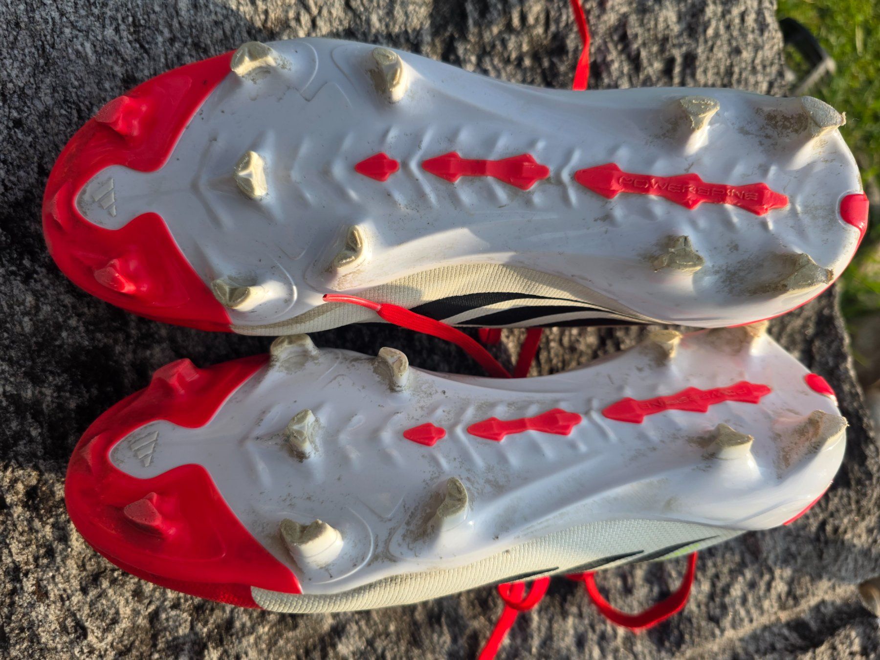 Adidas Chaussures garçon: Predator Nockenschuhe (wie neu) – D'occasion à Brunnen par Larson007 2