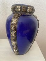 Keramikvase Kobaltblau mit Metallverzierung – 25 cm