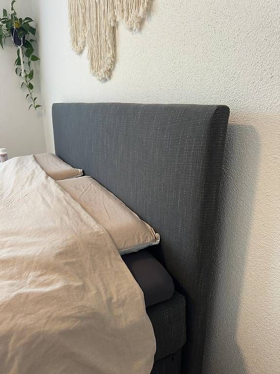Letti: Boxspringbett 180x200 – Usato da Gisikon venduto da s-halef 1