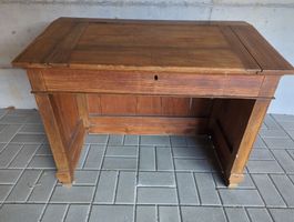Cattedra antica in legno massiccio del primo 900.