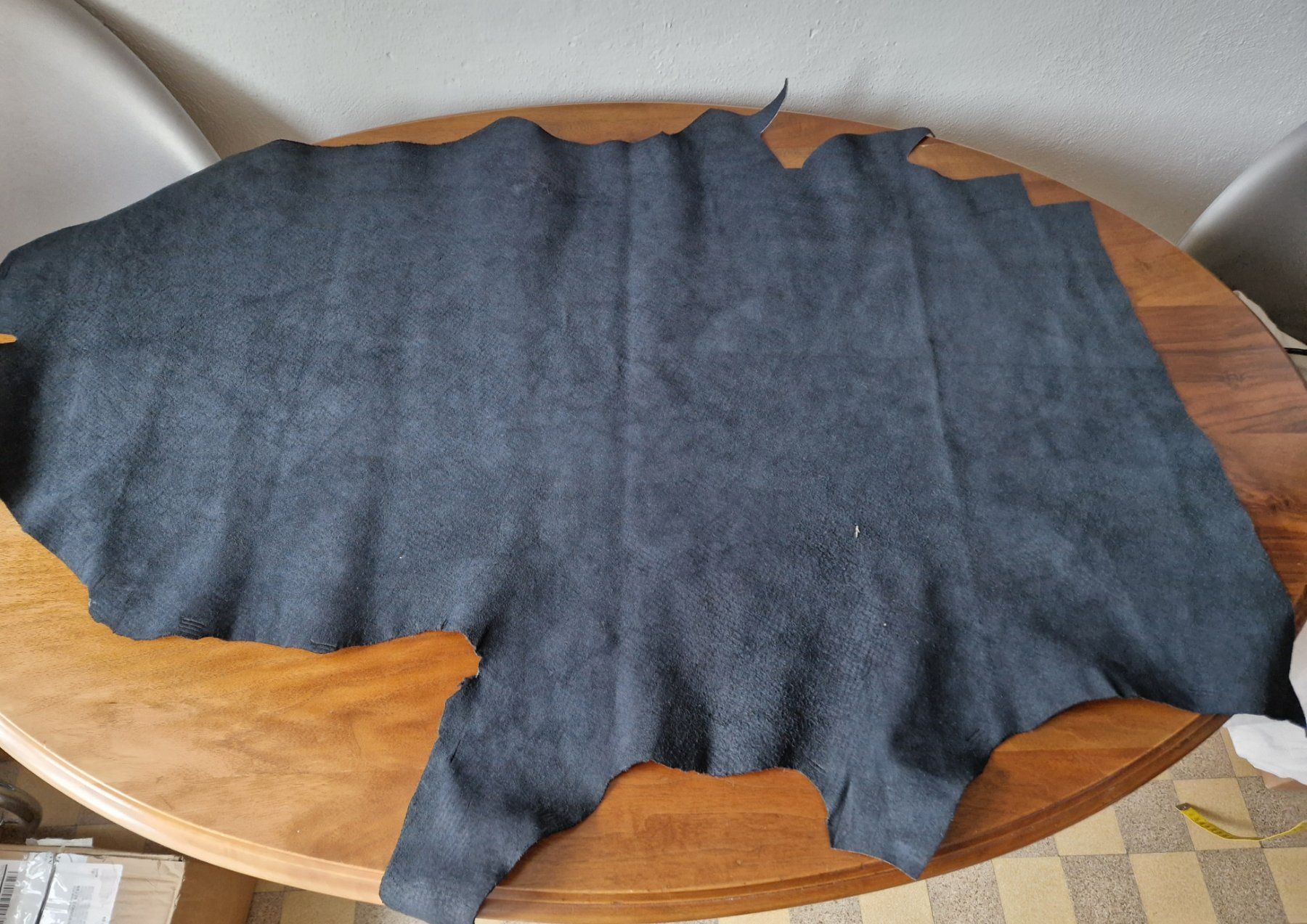 Tessuti: 2 Stück Leder – Nuovo (secondo la descrizione) da Bern venduto da Antikbatik 7