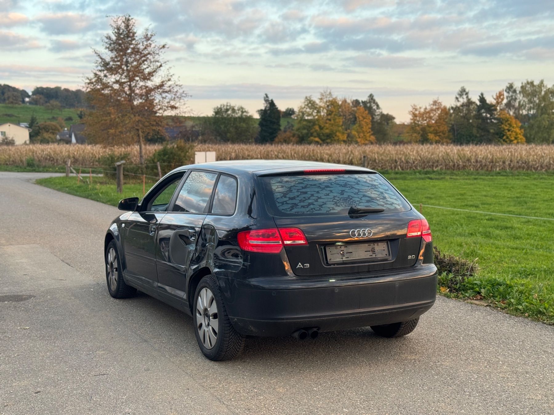 Audi Automobili: AUDI A3 Sportback 2.0 FSI Attraction – Usato da Siblingen venduto da Zaidan.Auto_Ankauf 2