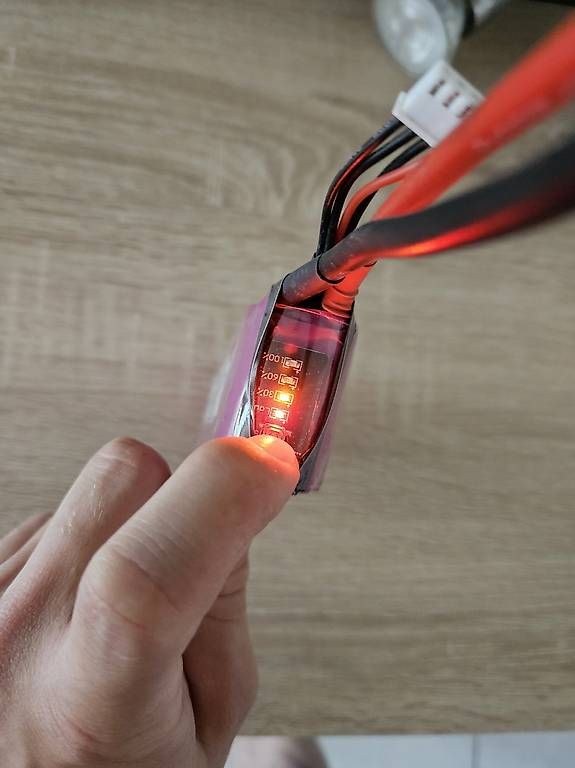 Hacker Accus, Chargeurs & Blocs d'alimentation: Hacker Akku – Neuf (Voir description) à Melchnau par 12z_pjk8 1
