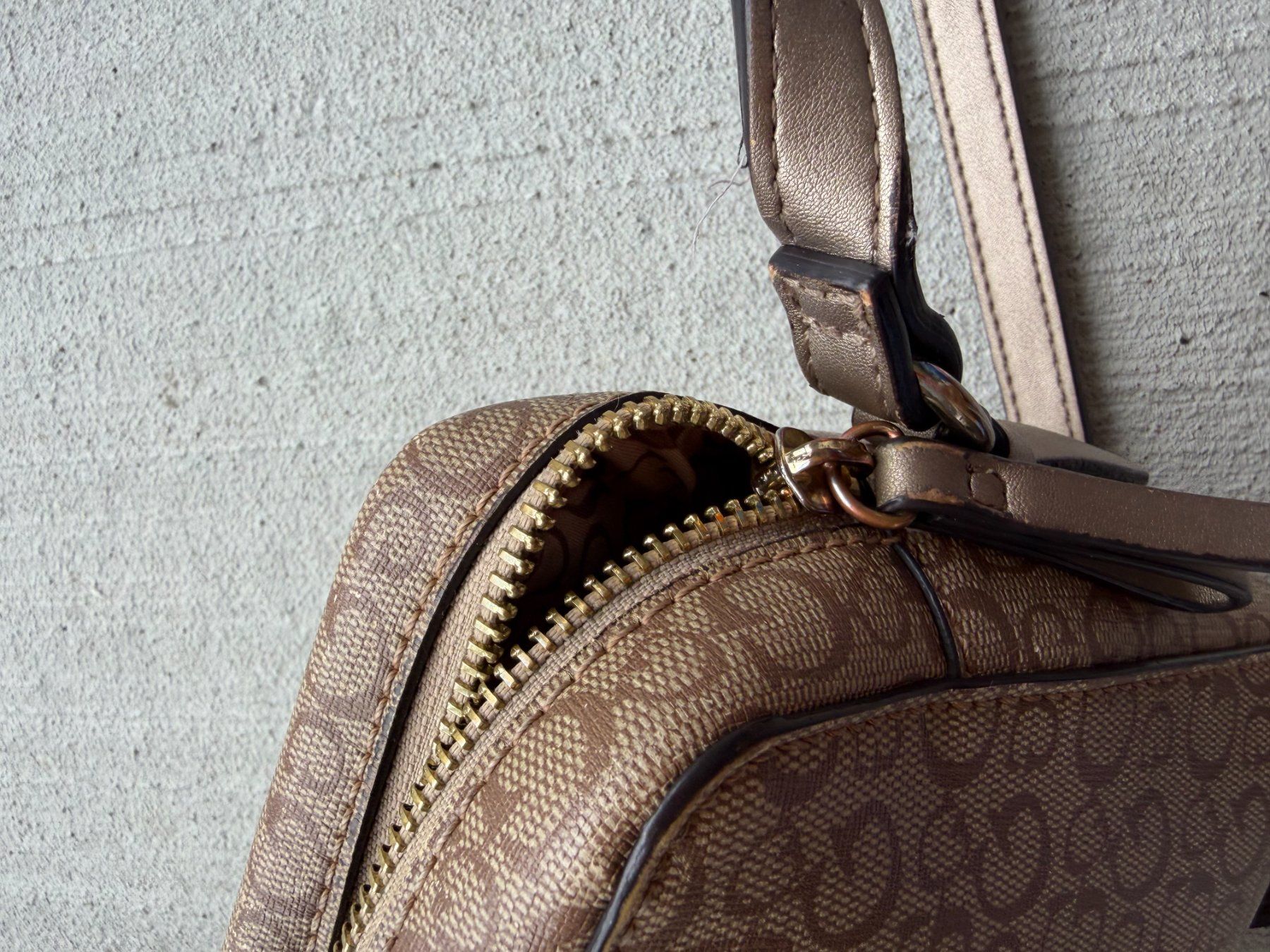 Guess Borse da donna: Guess Handtasche, beige/gold – Usato da Riehen venduto da edu_92w7 7