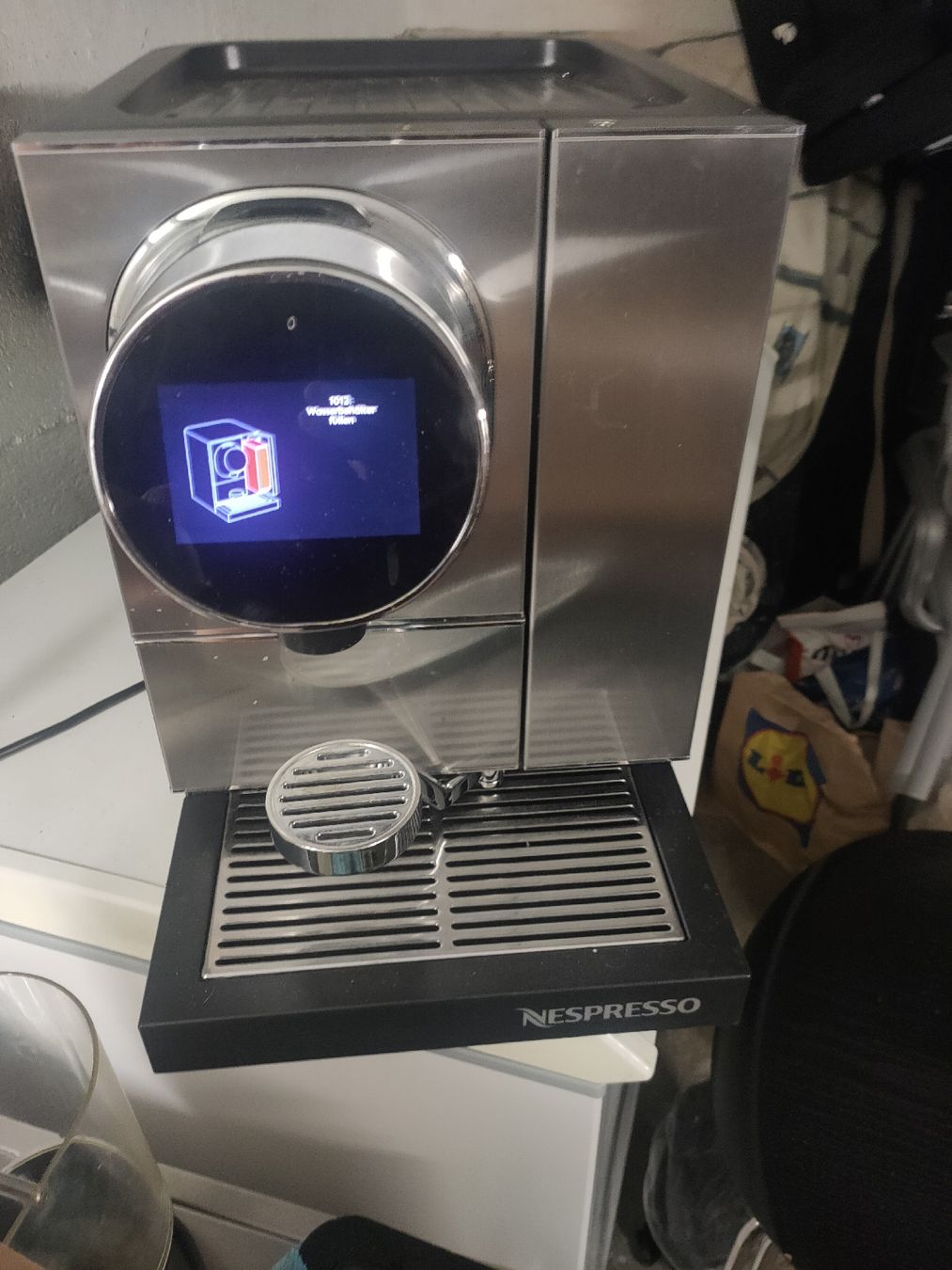 Nespresso Macchine per caffè & Macchine per espresso: Nespresso professional 230/100 – Difettoso da Bern venduto da Berna22 5
