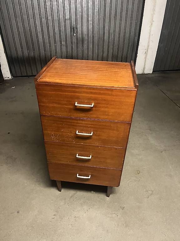 Cassettiere: Commode vintage scandinave – Usato da Lausanne venduto da Ariel_Zimann 1