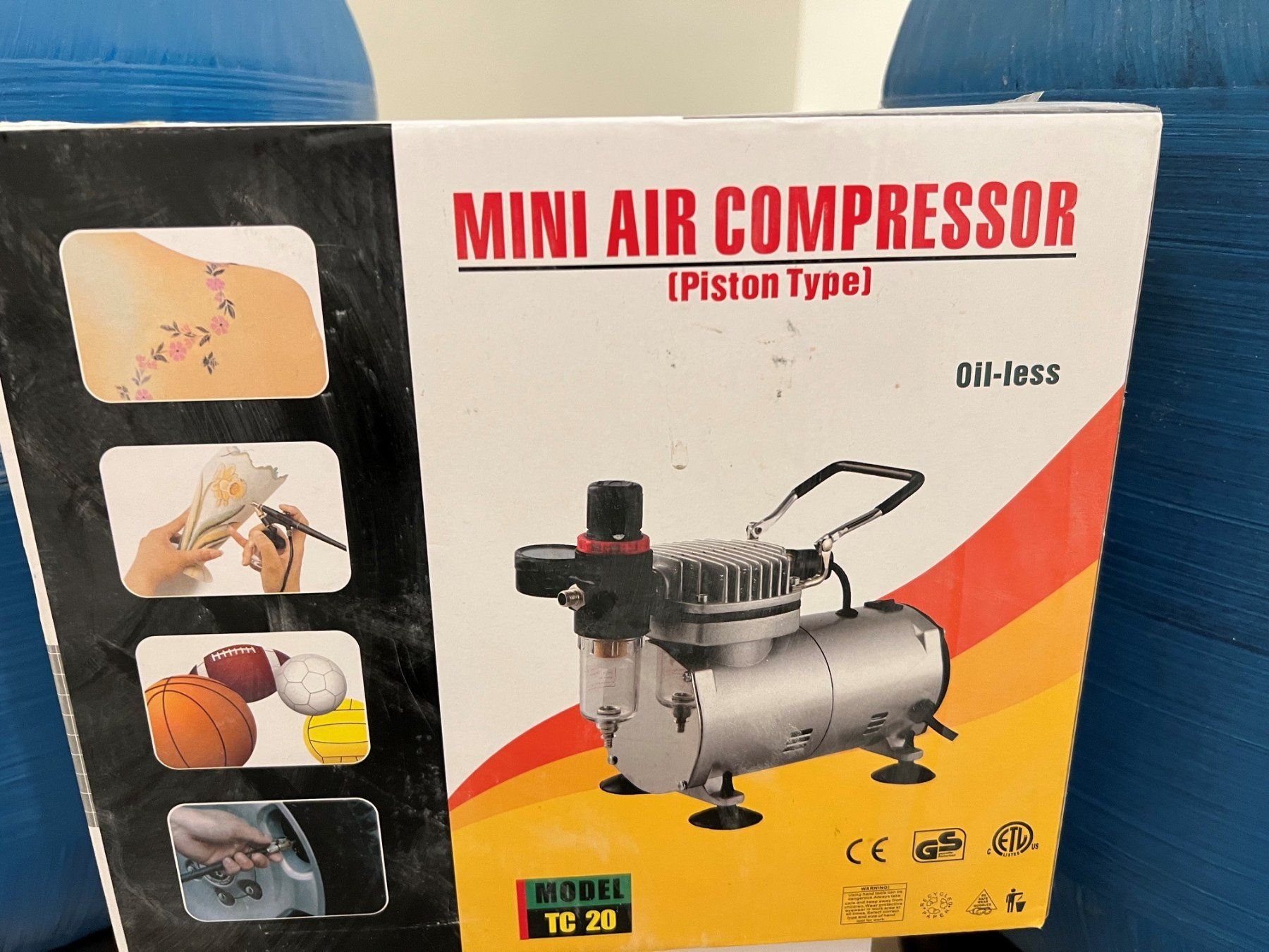 Kompressoren: NEU - Mini Air Compressor - ölfreier Airbrush Kompressor – Neu (gemäss Beschreibung) aus Weggis von inf_jw68