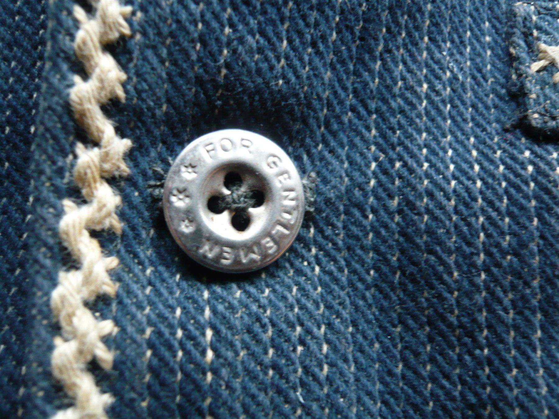 Vestes: ANCIEN BREDZON  TAILLE S – D'occasion à Echallens par  1