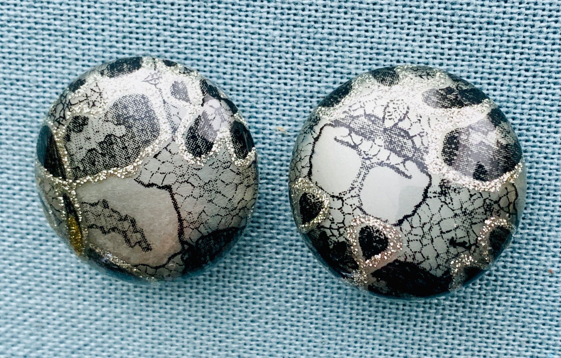 Ohrringe & -stecker: Vintage Ohrclips – Gebraucht aus Bern von Flora.Sonea