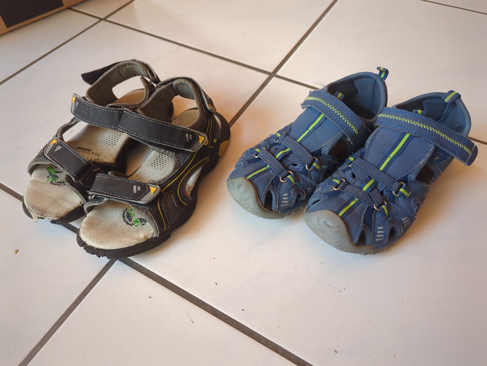 Scarpe per ragazzi: Sandalen 33 – Usato da Arch venduto da sunneschyn24