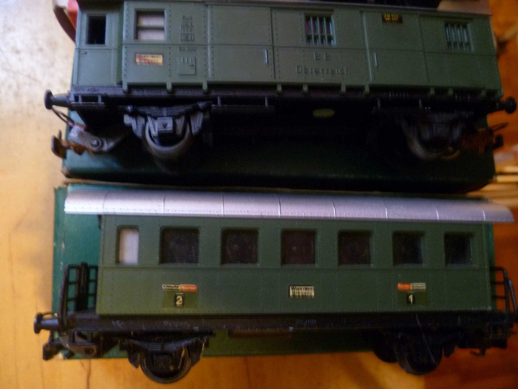 Modelleisenbahnen: Set kurze PW's H0 DC – Gebraucht aus Rickenbach BL von umro11 1