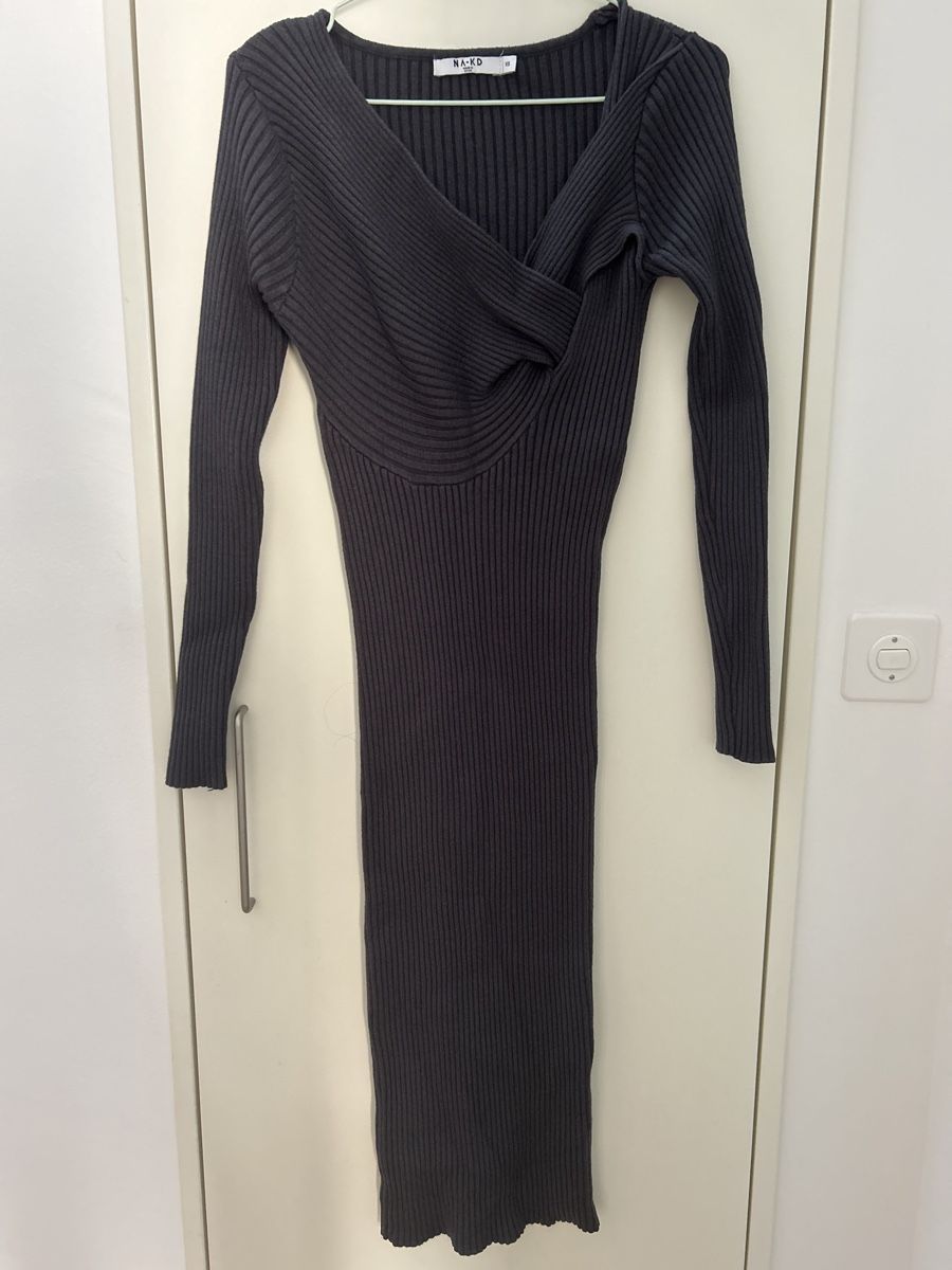 Na-kd Vestiti: Asymmetrisches Winterkleid von Nakd – Usato da Winterthur venduto da turmalina15