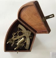 Sextant antique en laiton dans sa boîte en bois - Très belle
