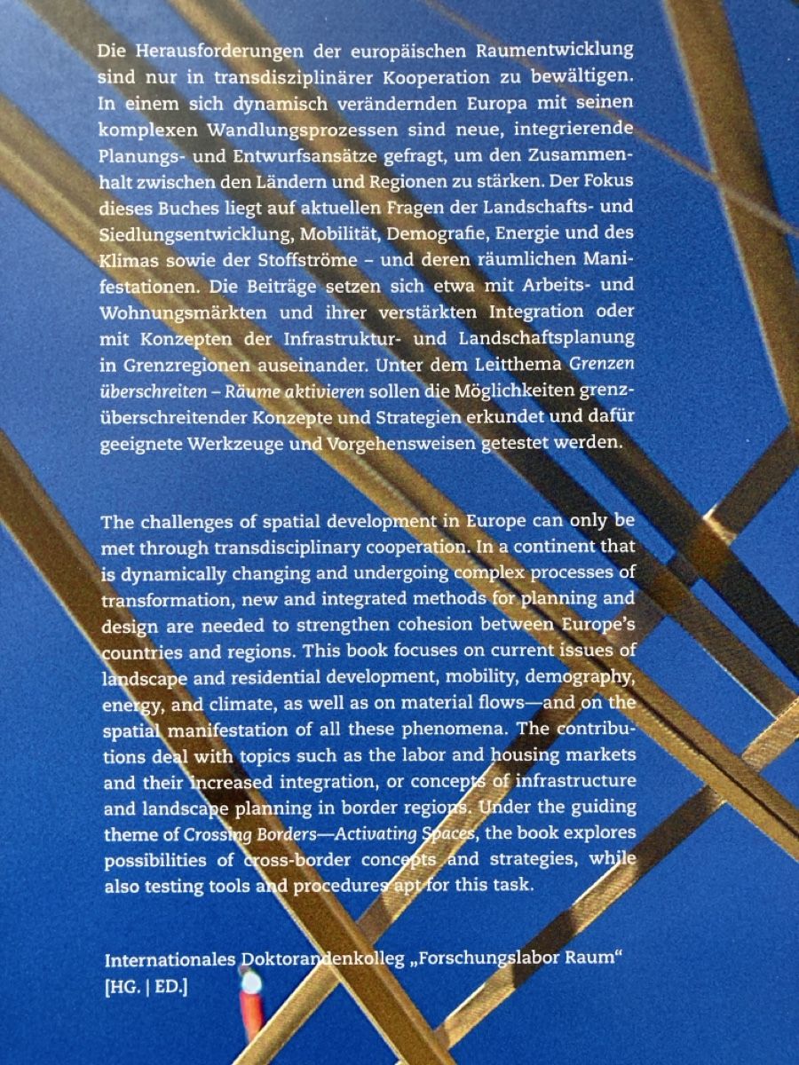 Libri: Crossing Borders, Räume Aktivieren – Usato da Zürich venduto da 000rk 1