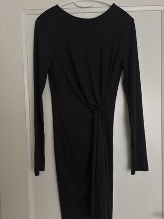 Schwarzes Abendkleid H&M