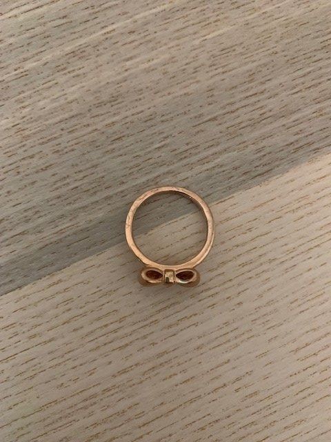 Thomas Sabo Ringe: Thomas Sabo Damenring Schleife roségold – Gebraucht aus Lachen SZ von stettnic