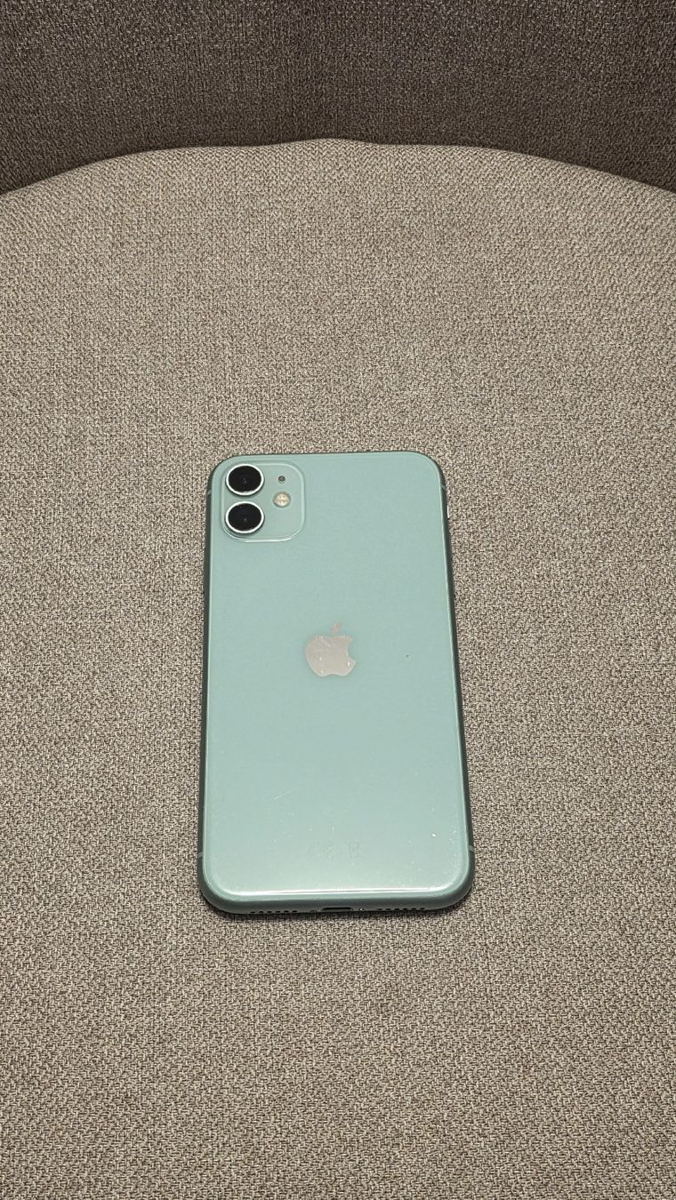 Apple Telefoni cellulari / Smartphones: Iphone 11 128gb – Difettoso da Einigen venduto da iva_86t8 1