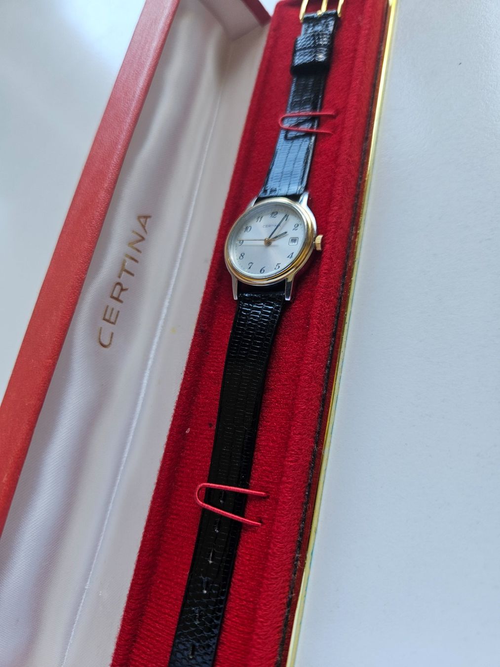 Certina Orologi: Certina Date Quartz Damenuhr mit Box – Usato da Berikon venduto da mmm21 7