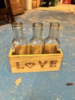 Deko Holzkiste mit 3 Glasflaschen LOVE Aufdruck neu