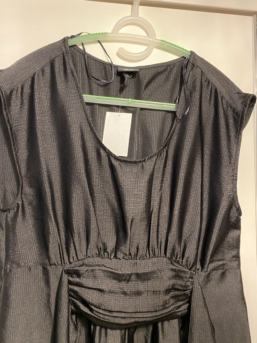 H&M Vestiti: Damen Kleid H&M neu gr.42 – Nuovo (secondo la descrizione) da Pfungen venduto da Sheki56 1
