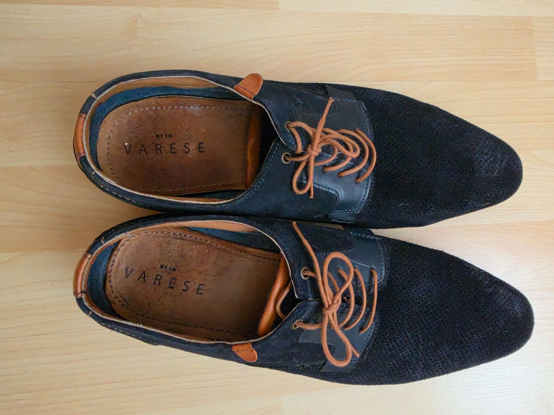 Scarpe da uomo: Herrenschuhe Echtleder Schwarz Gr. 46 – Usato da Birr venduto da V-K 5