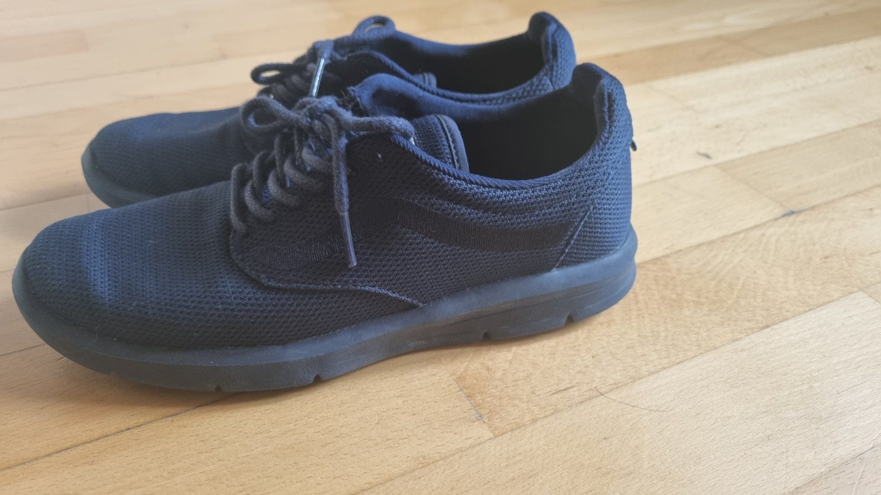 Vans Scarpe da donna: Vans Turnschuhe 38.5 gebraucht – Usato da Wohlen AG venduto da stephanieAG 1