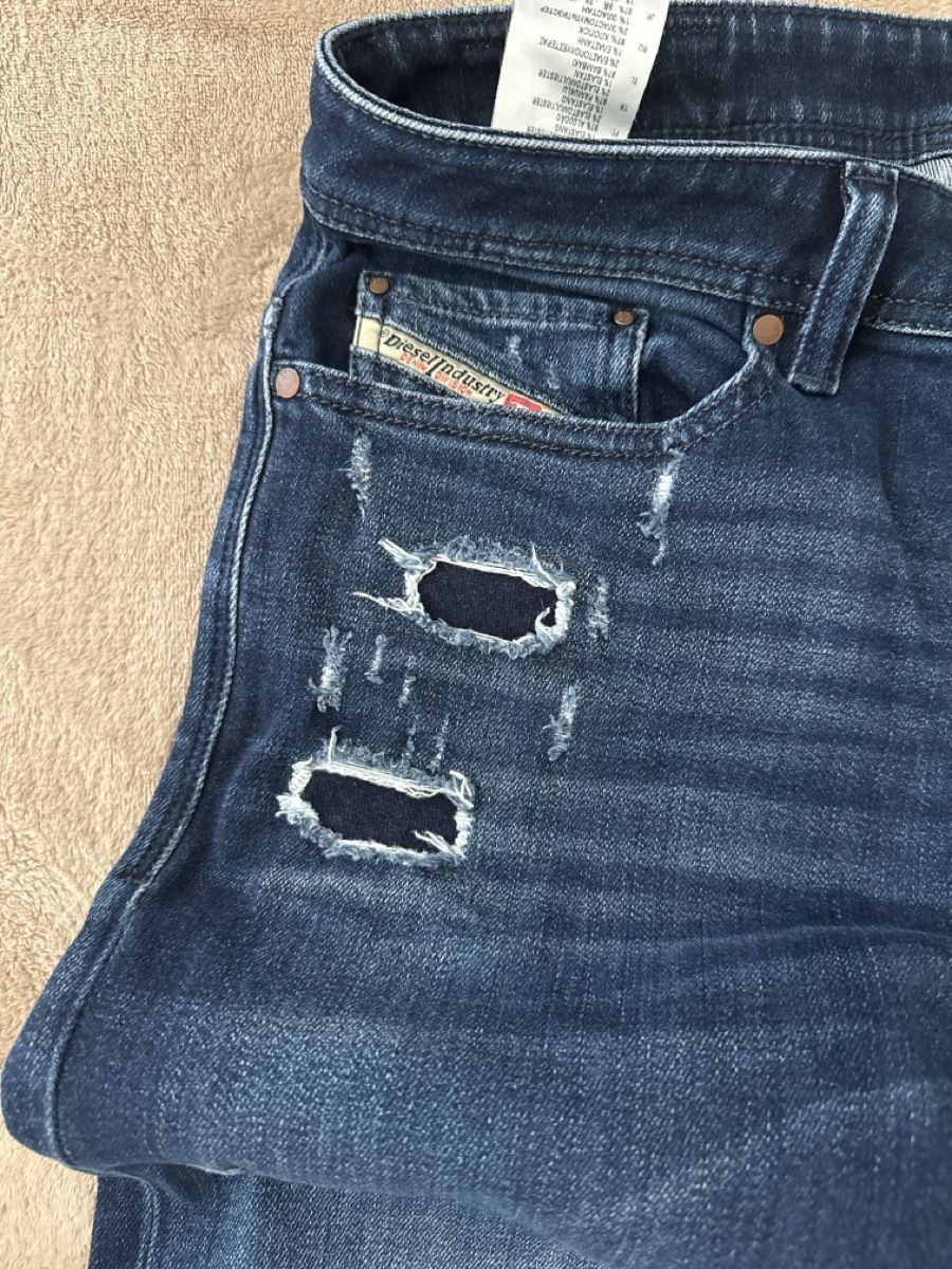 Diesel Jeans: Blue Jeans Originale Diesel Grösse 32/31 – Usato da Neftenbach venduto da Blade230S 1