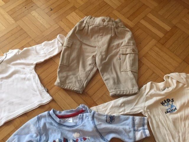 Lotti & Set di vestiti: Kleiderpaket 7-teilig Junge Gr. 62 / 68 – Usato da Emmen venduto da Aribini 8