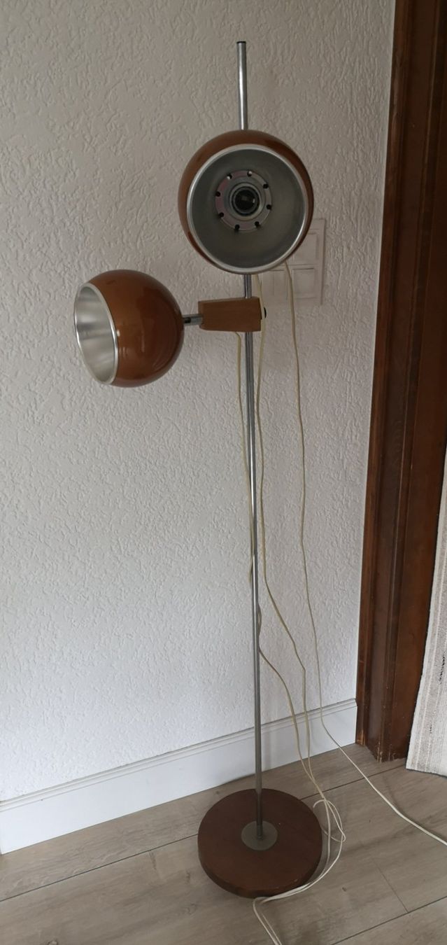 Lampade: Lampadaire Mid-Century Space Age en Teck de Temde – Usato da Conthey venduto da Cathlouz