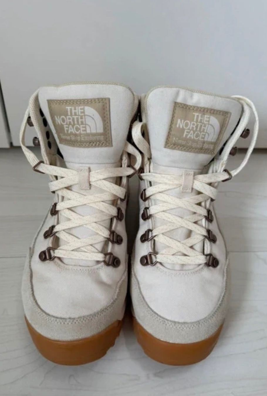 North Face Scarpe da donna: Wunderschöne Wanderschuhe wie neu – Nuovo (secondo la descrizione) da Zürich venduto da newyork2013