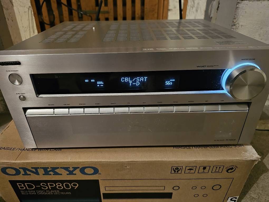 Ricevitori: Onkyo tx Nr 828 – Usato da Schaffhausen venduto da and_d6ft 2