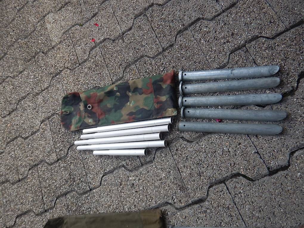 Tentes: Armezeltstangen – D'occasion à Frutigen par Tony1813 1