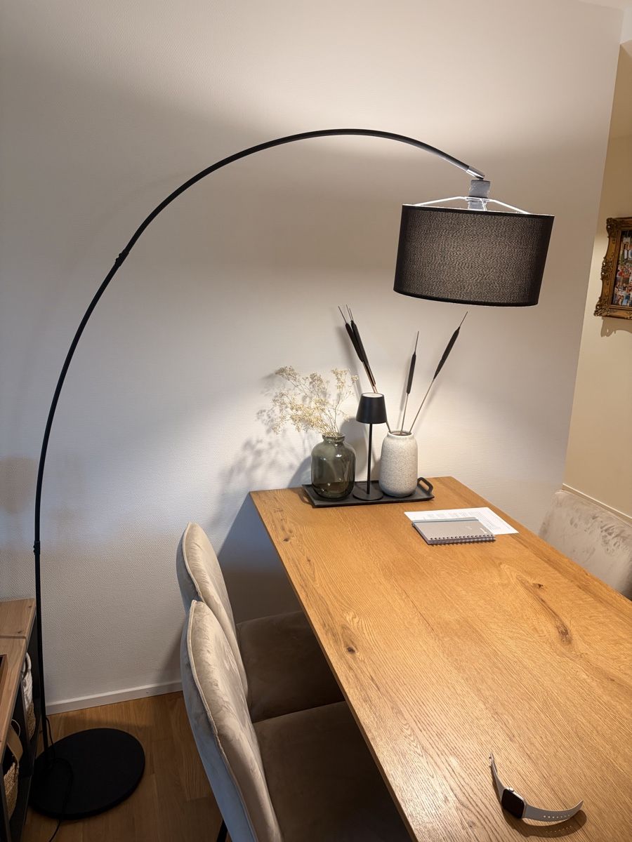 Lampade: Bogenlampe schwarz - guter Zustand – Usato da Zürich venduto da Sandraastoll