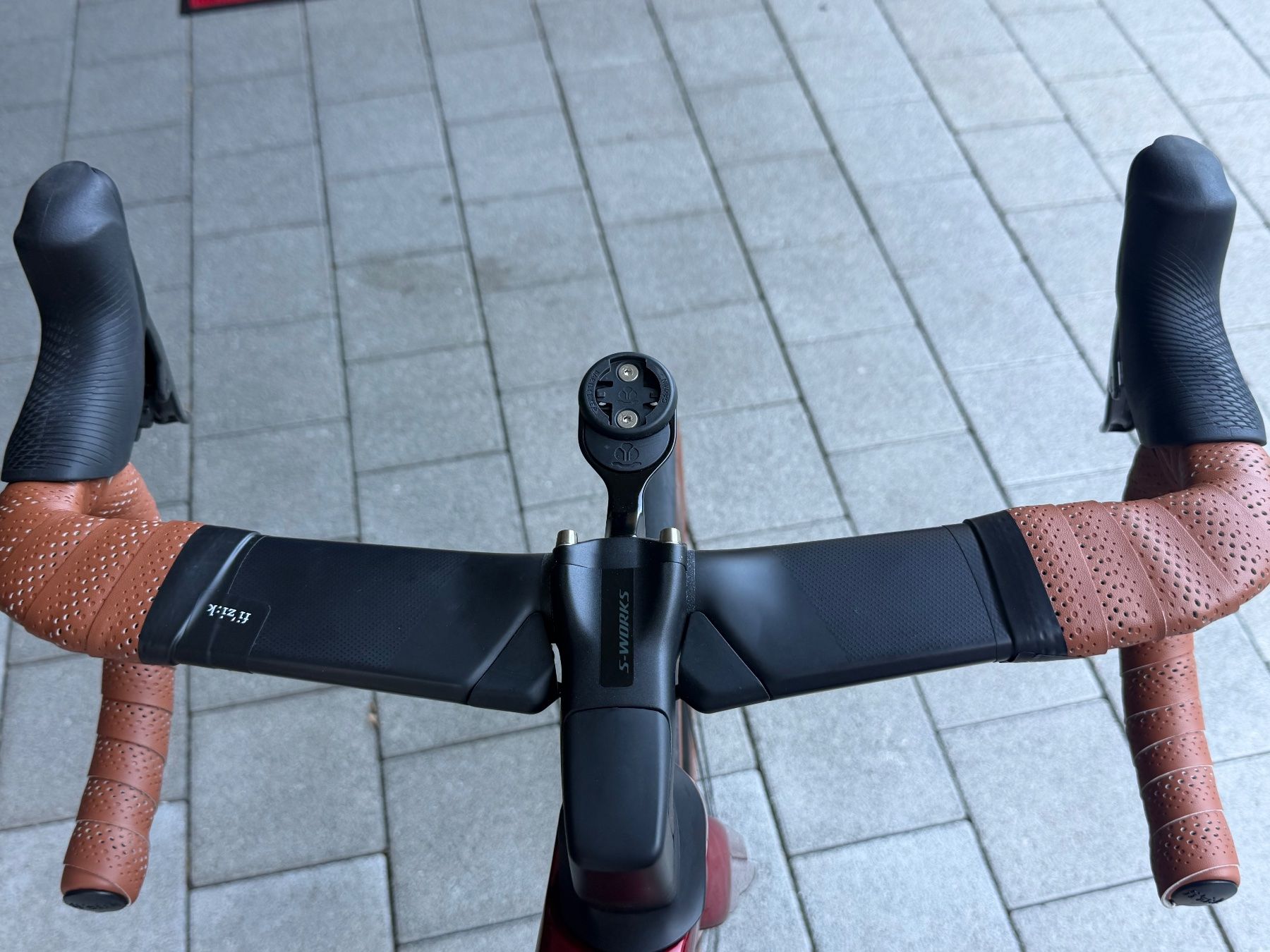 Vélos: Specialized Tarmac S-Works SL 7 – Neuf (Voir description) à Silenen par Nerae 2
